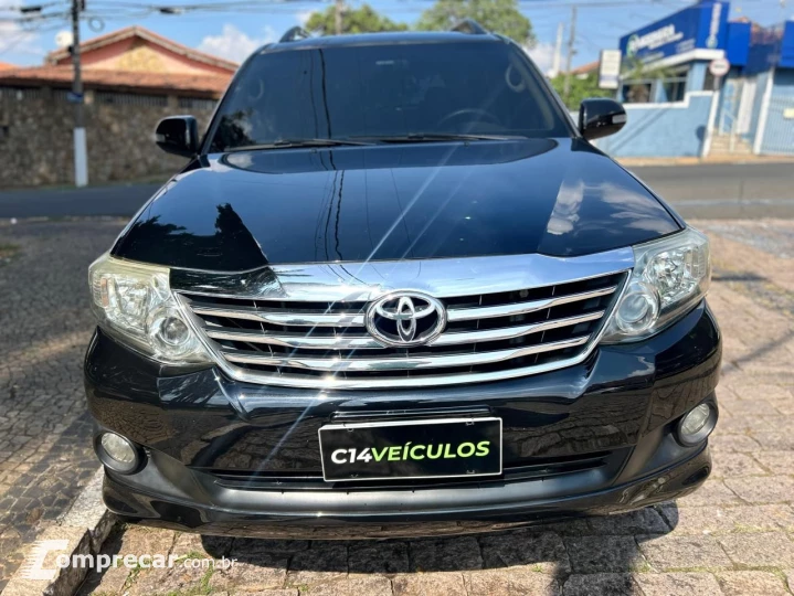 Hilux SW4 SR 4x2 2.7/ 2.7 Flex 16V Aut.