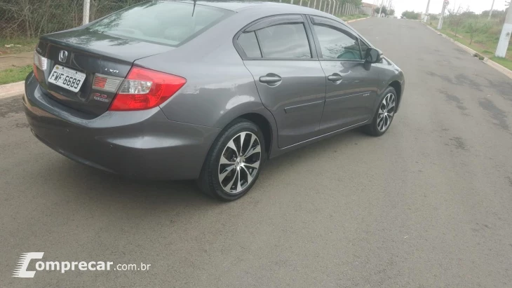 Civic LXR