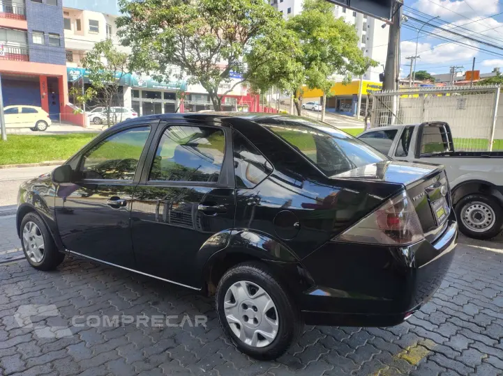 FIESTA 1.6 Rocam SE Sedan 8V