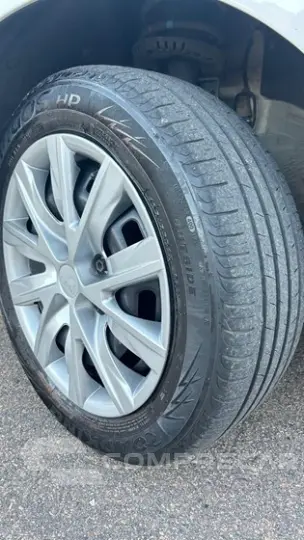 FOX 1.6 MI Trendline 8V