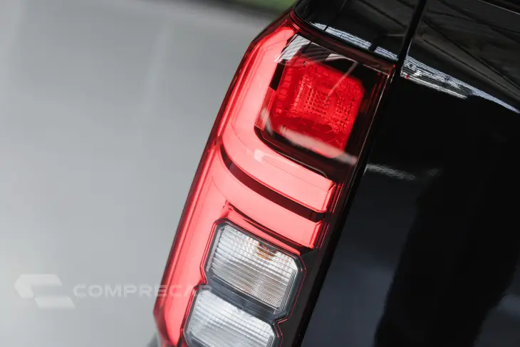 TRITON 2.4 Biturbo CD HPE 4X4
