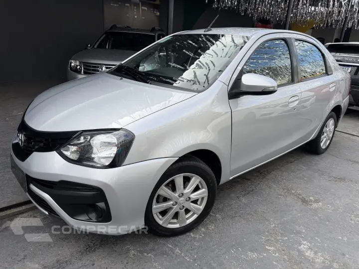 ETIOS 1.5 X PLUS SEDAN 16V FLEX 4P MANUAL