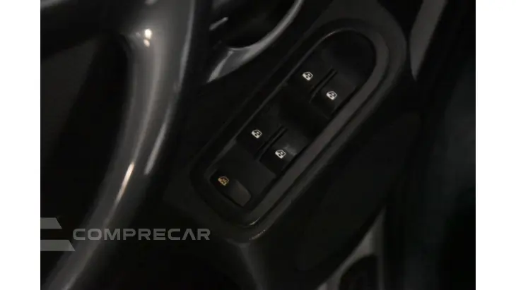 DUSTER - 2.0 DYNAMIQUE 4X2 16V 4P AUTOMÁTICO