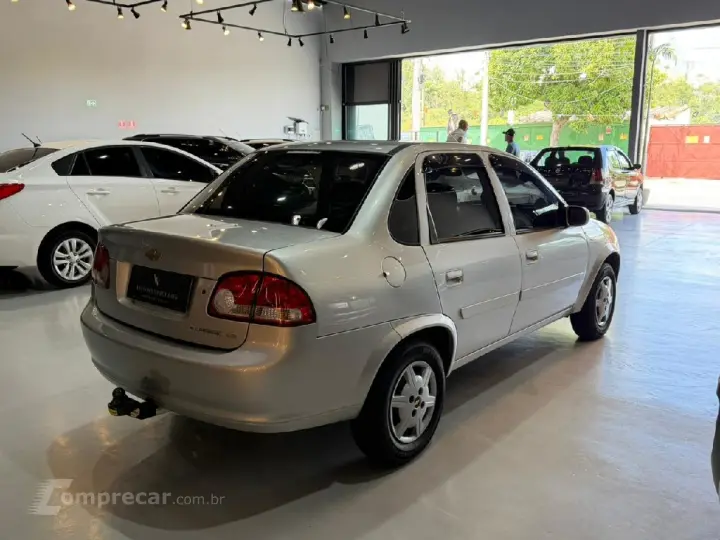 CLASSIC 1.0 MPFI LS 8V FLEX 4P MANUAL