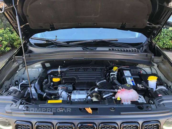 Renegade 1.3 T270 Turbo Flex Sport At6