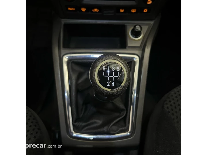 VECTRA 2.0 MPFI GT HATCH 8V FLEX 4P MANUAL