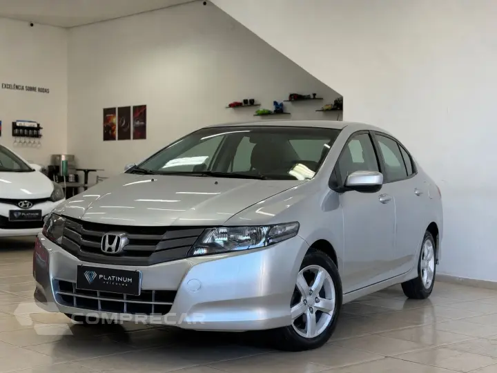 CITY Sedan LX 1.5 Flex 16V 4p Aut.
