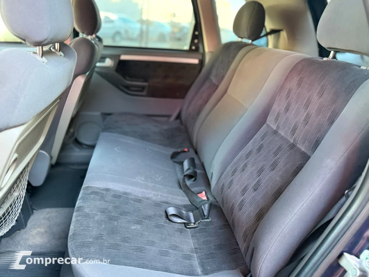 MERIVA 1.8 MPFI Premium 8V