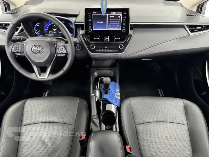 COROLLA 1.8 VVT-I Hybrid Altis