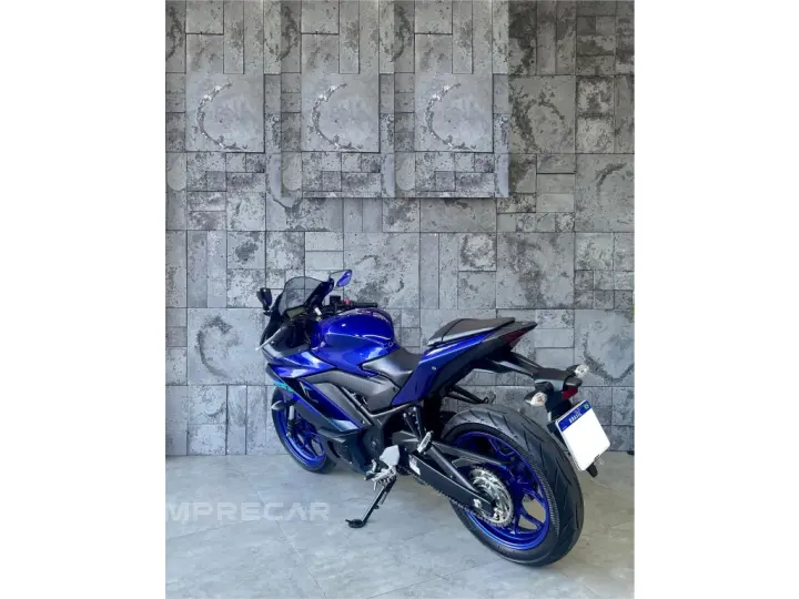 YZF-R3