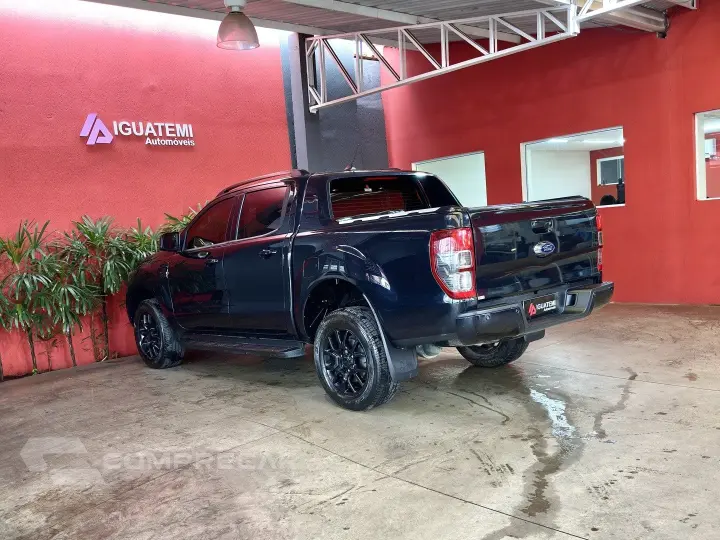 RANGER 2.2 BLACK 4X2 CD 16V DIESEL 4P AUTOMÁTICO