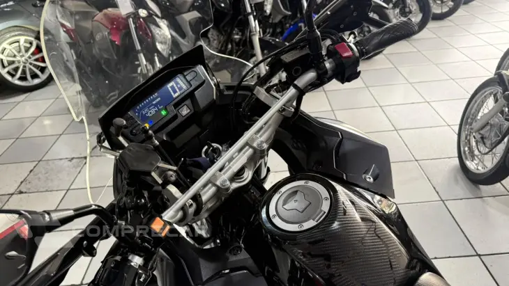 XRE 300 ABS