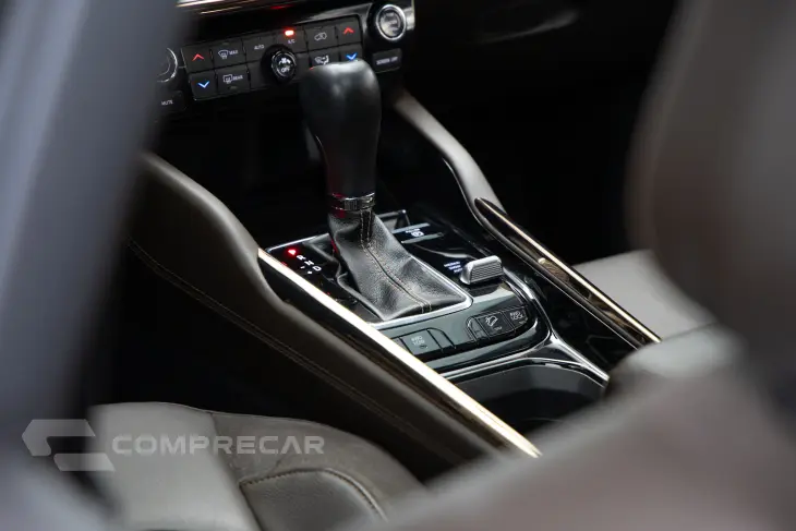 COMMANDER 2.0 Td380 Turbo Overland