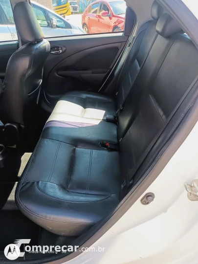 ETIOS 1.5 Platinum Sedan 16V