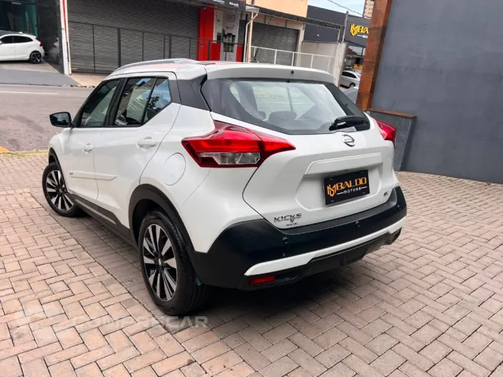 KICKS SV 1.6 16V FlexStar 5p Aut.