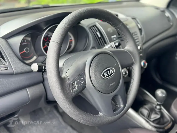 CERATO 1.6 EX3 Sedan 16V