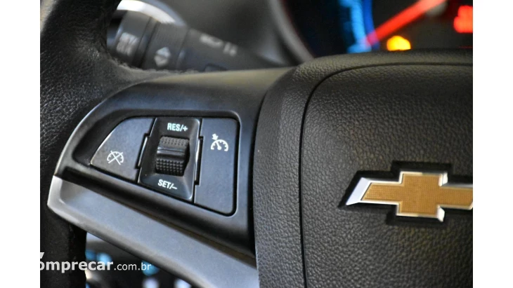 CRUZE HATCH - 1.8 LT SPORT6 16V 4P AUTOMÁTICO