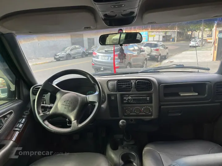 S10 2.4 MPFI Executive 4X2 CD 8V