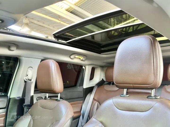 COMPASS 2.0 TD350 TURBO DIESEL LIMITED AT9