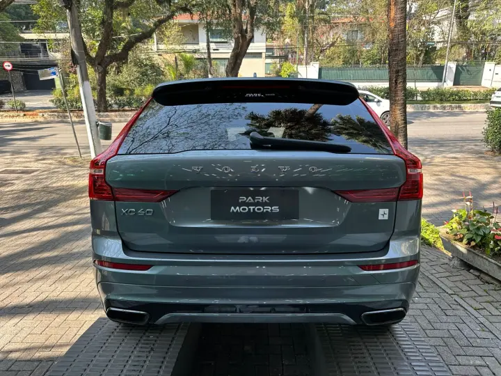 XC60 2.0 T8 Hybrid Polestar Engineered AWD Geartronic