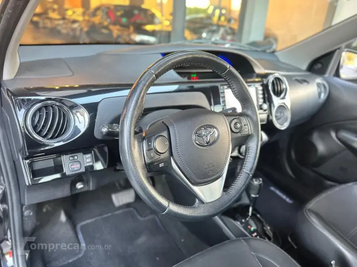 ETIOS 1.5 PLATINUM 16V FLEX 4P AUTOMÁTICO