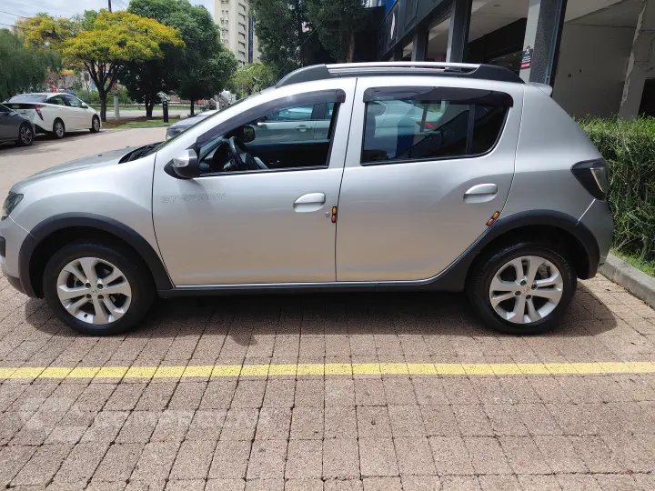 SANDERO 1.6 16V SCE Stepway