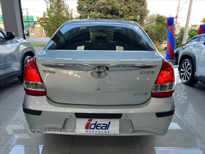 ETIOS 1.5 XLS SEDAN 16V FLEX 4P AUTOMÁTICO