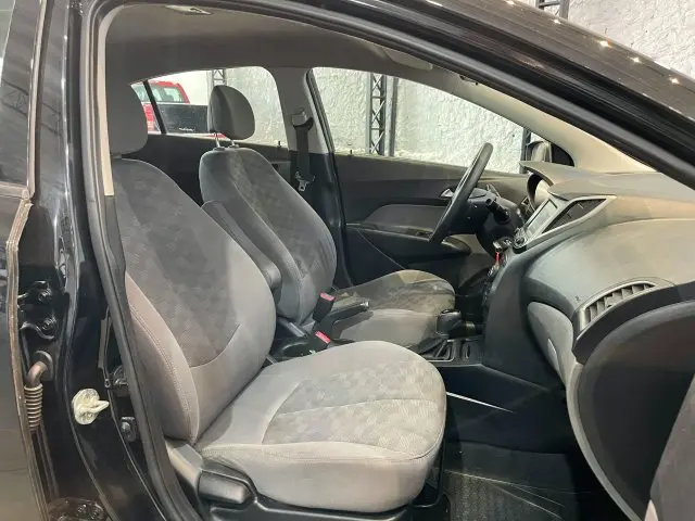 HB20S - 1.6 COMFORT PLUS 16V 4P AUTOMÁTICO