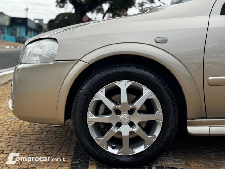 ASTRA 2.0 MPFI Advantage 8V