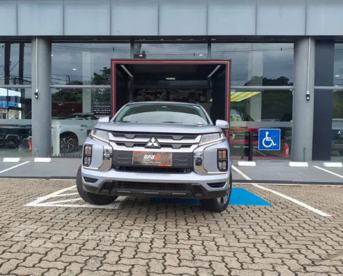 OUTLANDER 2.0 Mivec Sport HPE