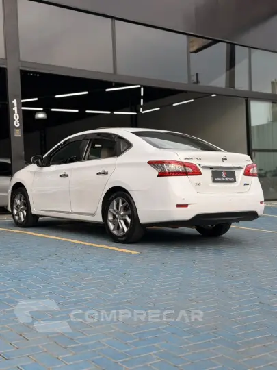Sentra UNIQUE 2.0 Flex Fuel 16V Aut.