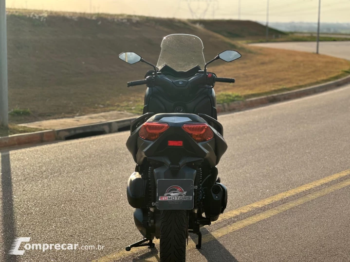 XMAX 250