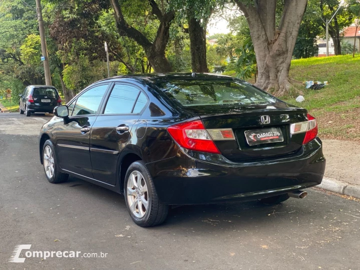 Civic Sedan EXS 1.8/1.8 Flex 16V Aut. 4p