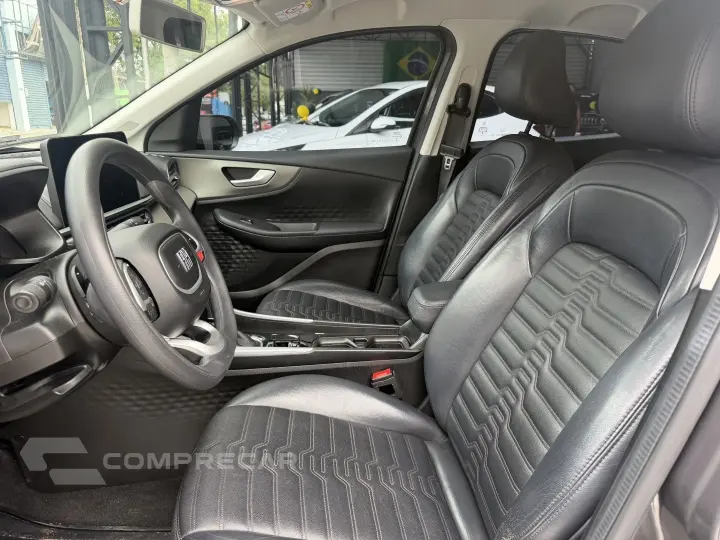 FASTBACK 1.0 TURBO 200 FLEX CVT