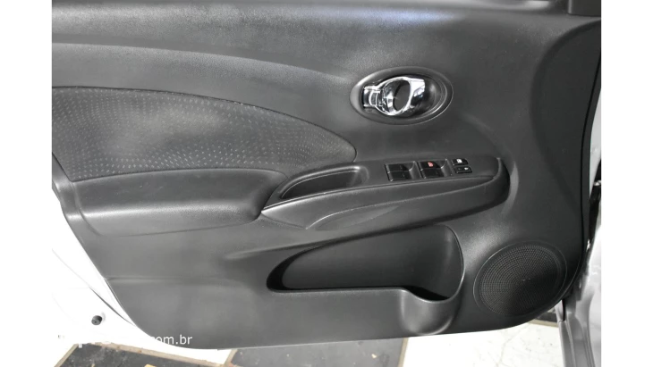 VERSA - 1.6 16V SL 4P MANUAL