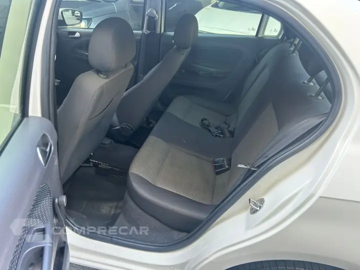 VOYAGE 1.0 MI TRENDLINE 8V FLEX 4P MANUAL