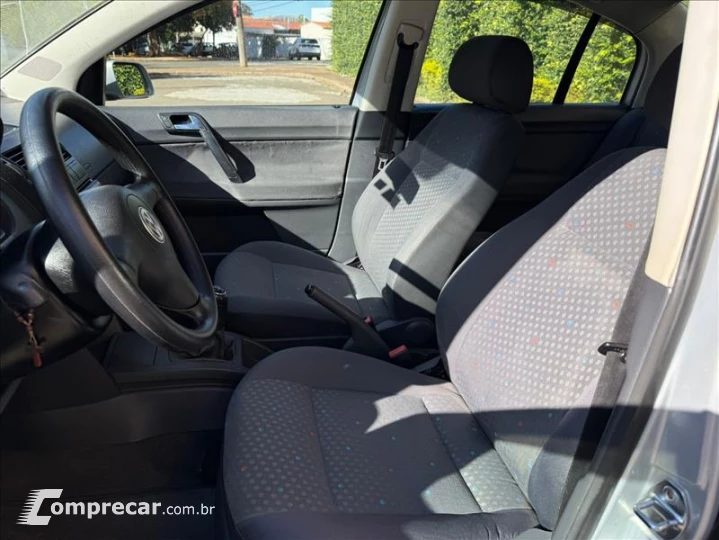 POLO SEDAN 1.6 MI 8V