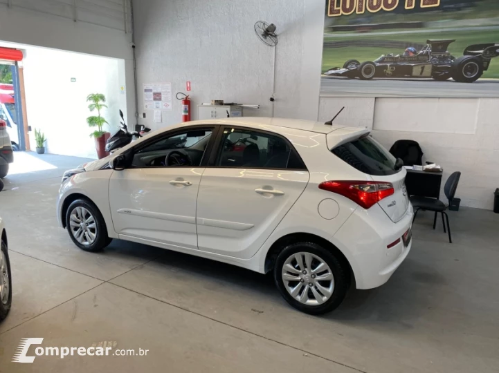 HB20S 1.6 Comfort Plus 16V