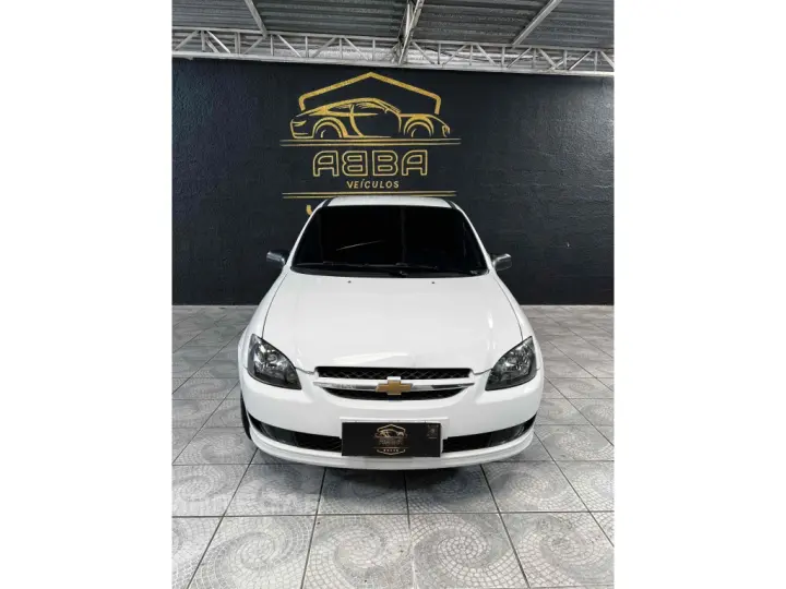 CLASSIC 1.0 MPFI LS 8V FLEX 4P MANUAL