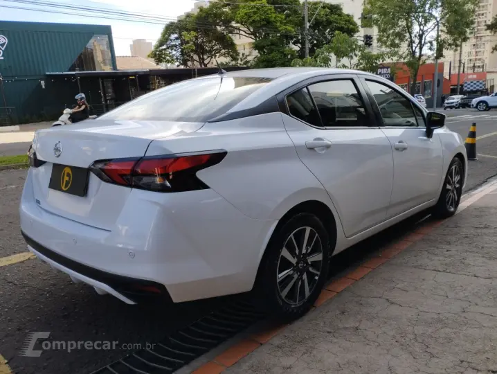 Versa Sedan 1.6 16V 4P FLEX ADVANCE XTRONIC AUTOMÁTICO CVT