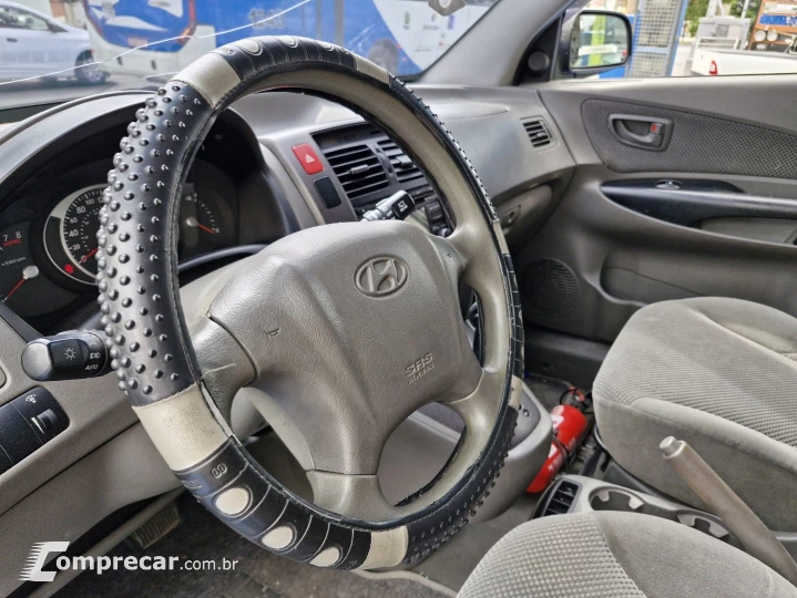 TUCSON 2.0 MPFI GLS 16V 143CV 2WD GASOLINA 4P AUTOMÁTICO
