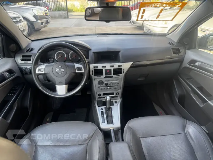 Vectra Sedan 2.0 4P COLLECTION