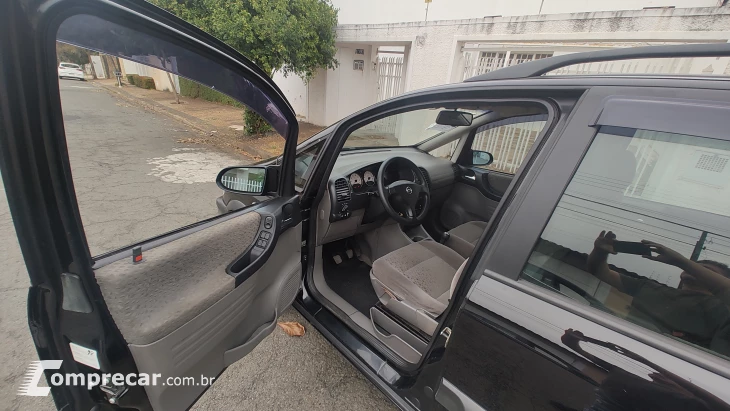 ZAFIRA 2.0 MPFI Elegance 8V