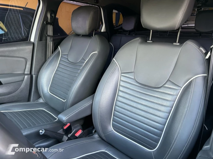 CAPTUR Intense 2.0 16V Flex 5p Aut.