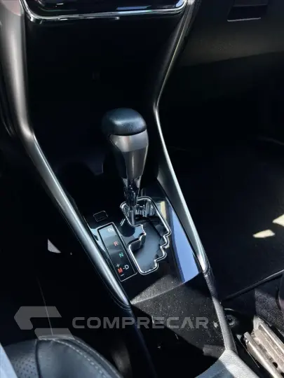 YARIS 1.5 16V Sedan XS Connect
