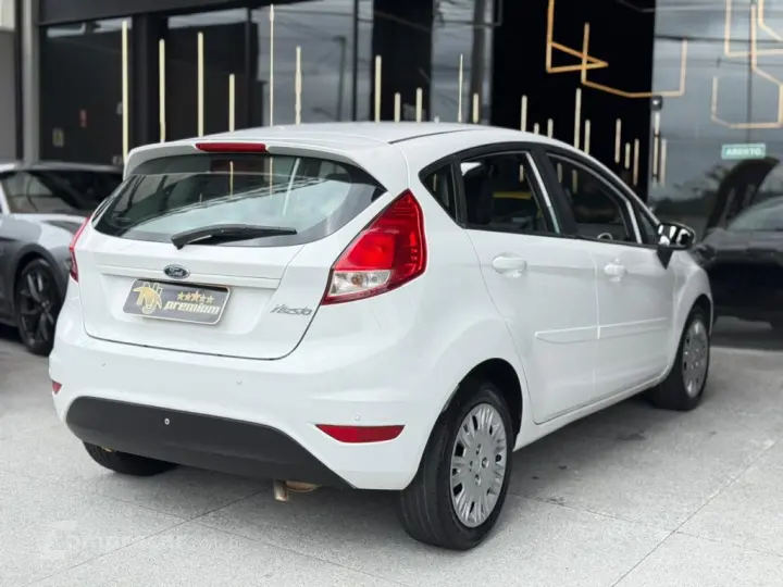 FIESTA 1.6 SE HATCH 16V FLEX 4P MANUAL