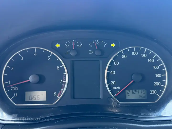 POLO SEDAN 1.6 MI 8V