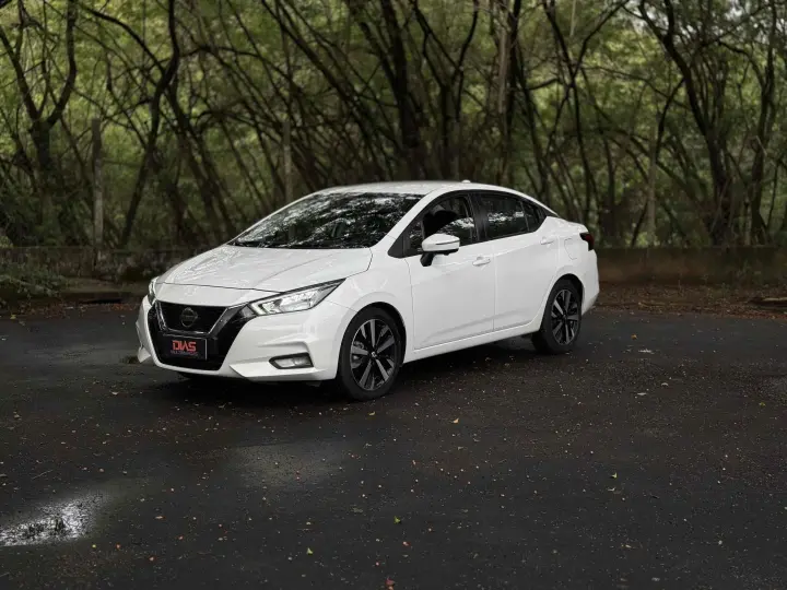 VERSA 1.6 16V FLEX EXCLUSIVE XTRONIC