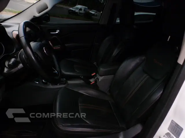 TORO 2.0 16V Turbo Volcano 4X4