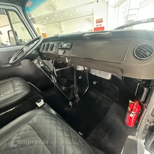 KOMBI 1.6 MI Carat 8V